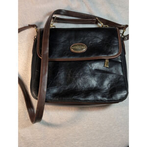 Perry Ellis Crossbody, 3 Section Bag, Back and Brown, Pre-owned